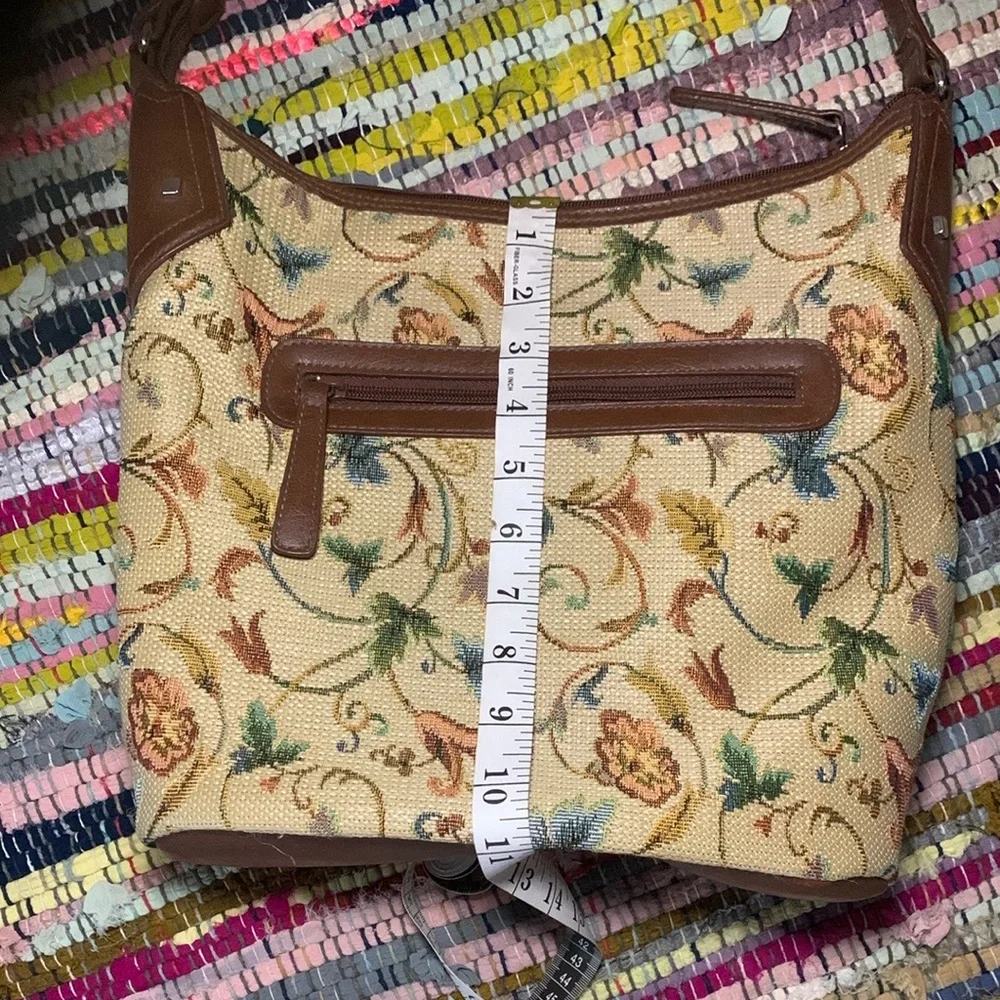 Floral Embroidered Tan and Brown Women's Bag - Picture 6 of 7